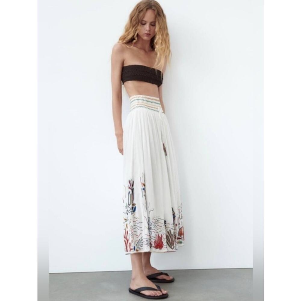 Zara Maxi Skirt with Multicolor Ocean Embroidery Like New Size S